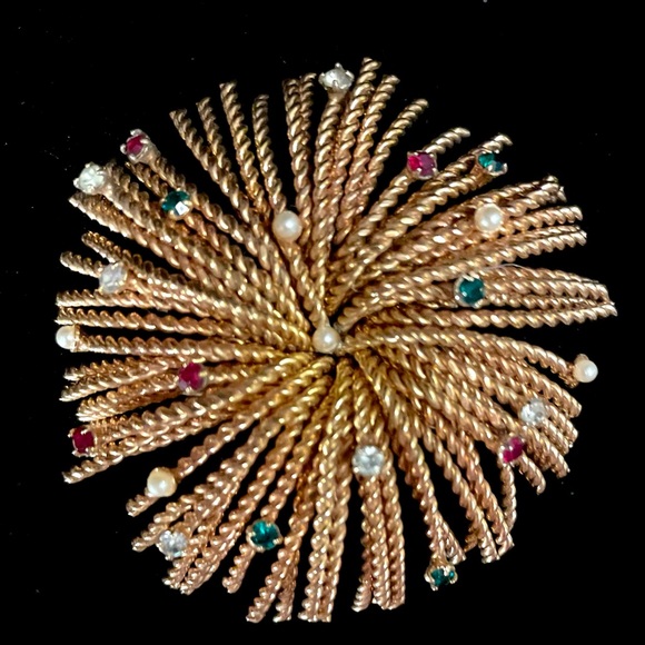 Holiday starburst brooch - Picture 6 of 6